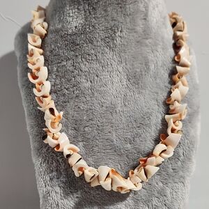 Vintage Cone Carved Cream Shell Necklace